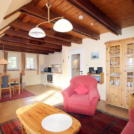 Apartment Ginsterweg 1b_ Whg_ 2 *